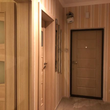 Comfort Apartment On Bogdanivska Street 7B Kyiv Exterior photo