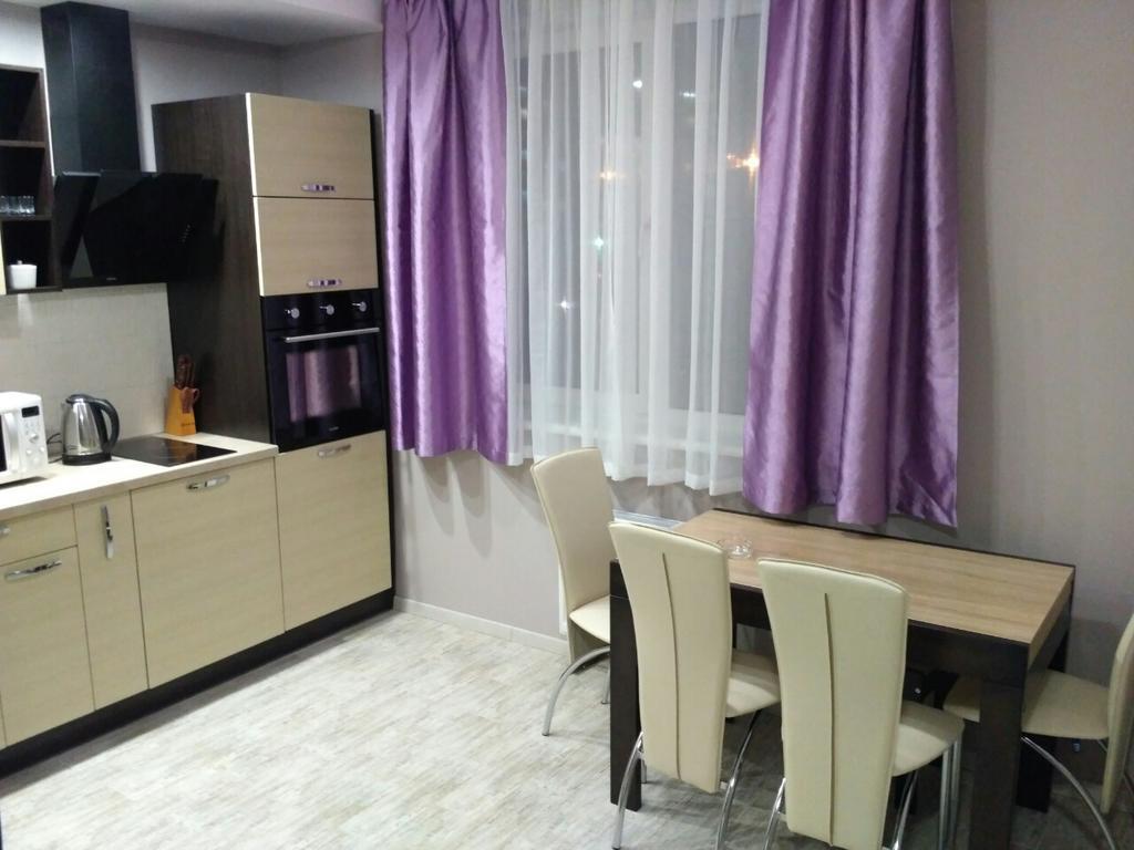 Comfort Apartment On Bogdanivska Street 7B Kyiv Exterior photo